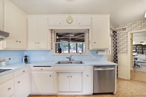 927 Pinecrest Ave, Escondido, CA 92025 photo 13