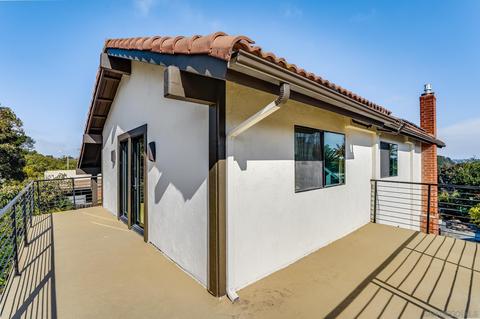 8269 Sugarman Dr, La Jolla, CA 92037 photo 28