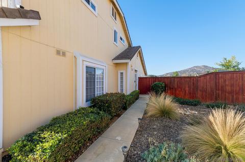 14168 Peachtree Ln, Poway, CA 92064 photo 2