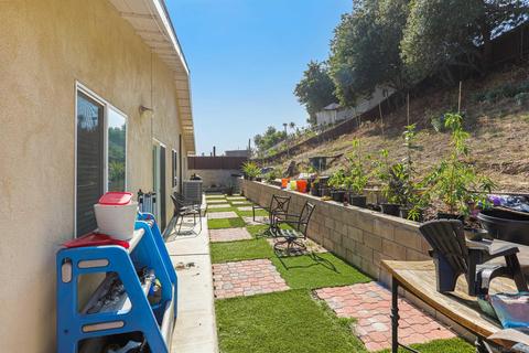1064 Woodhaven Dr, Spring Valley, CA 91977 photo 21