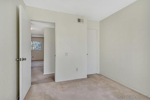 9404 Carlton Oaks Dr #A, Santee, CA 92071 photo 25