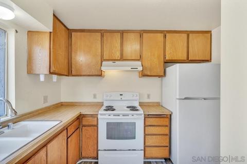 9404 Carlton Oaks Dr #A, Santee, CA 92071 photo 15