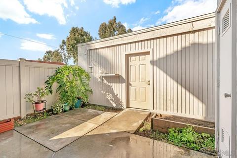 9404 Carlton Oaks Dr #A, Santee, CA 92071 photo 18
