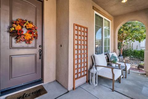 31377 Strawberry Tree Ln, Temecula, CA 92592 photo 2