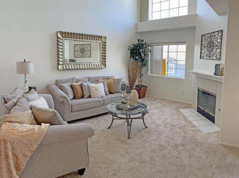 13348 Carriage Heights Cir, Poway, CA 92064 photo 2