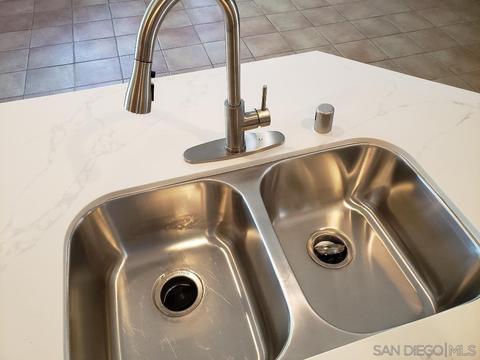 31420 Congressional Dr, Temecula, CA 92591 photo 5