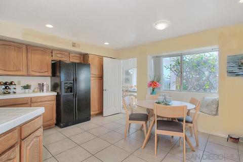 2115 Wedgewood, Oceanside, CA 92056 photo 11