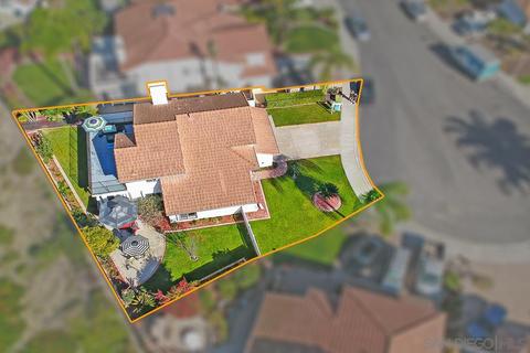 2115 Wedgewood, Oceanside, CA 92056 photo 3