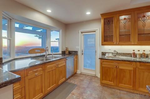 7970 Pasadena, La Mesa, CA 91941 photo 8