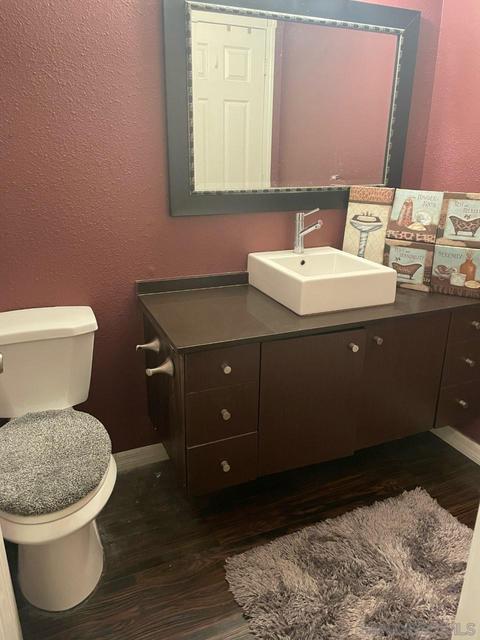 10607 Aristocrat Ct, Santee, CA 92071 photo 6