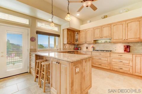 1978 Monarch Ridge Cir, El Cajon, CA 92019 photo 8