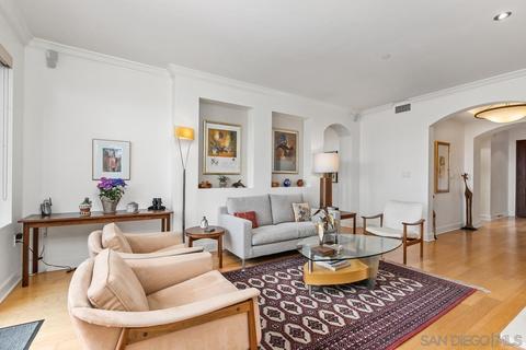 1040 Genter St #301, La Jolla, CA 92037 photo 4