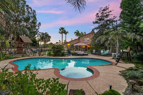 1027 Summer Holly, Encinitas, CA 92024 photo 4
