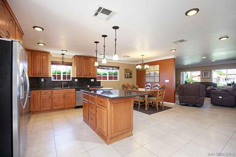 1365 Peach Ave, El Cajon, CA 92021 photo 7