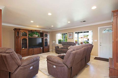 1365 Peach Ave, El Cajon, CA 92021 photo 5