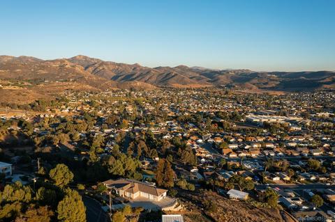 13814 Belvedere Dr, Poway, CA 92064 photo 42