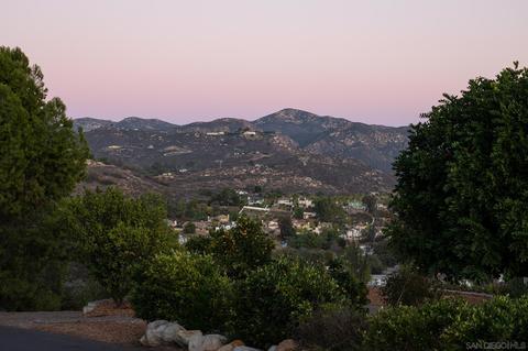 13814 Belvedere Dr, Poway, CA 92064 photo 26