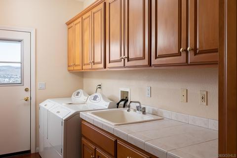 13814 Belvedere Dr, Poway, CA 92064 photo 20