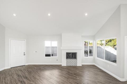 4706 Galicia Way, Oceanside, CA 92056 photo 14