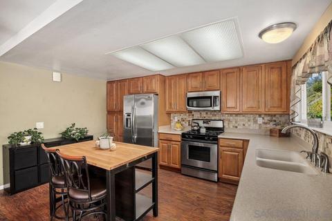 1920 Louis Dr, Escondido, CA 92026 photo 5