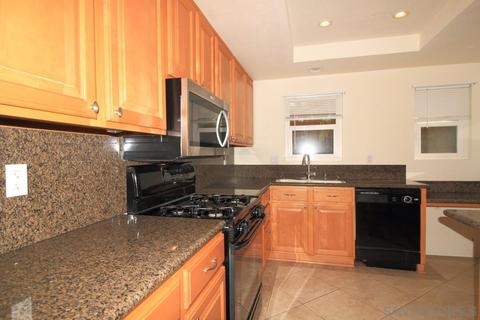 1675 Appaloosa Way, Oceanside, CA 92057 photo 9