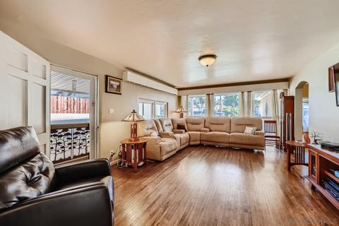 3956 Violet St, La Mesa, CA 91941 photo 3