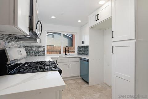 4600 Vinyard St, Oceanside, CA 92057 photo 9