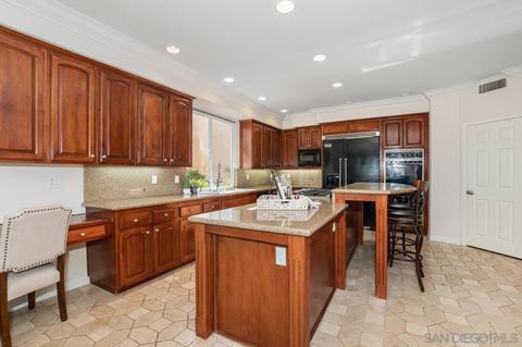 10819 Figtree Ct, San Diego, CA 92131 photo 21