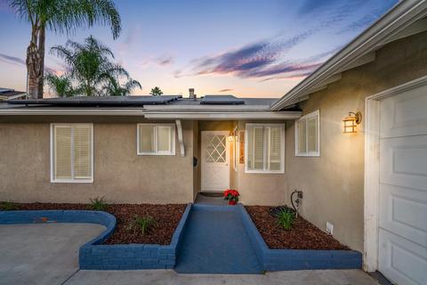 8114 Woodpecker Way, Santee, CA 92071 photo 2