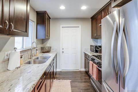 8114 Woodpecker Way, Santee, CA 92071 photo 7