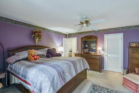 1348 Eucalyptus Ave, Vista, CA 92084 photo 9