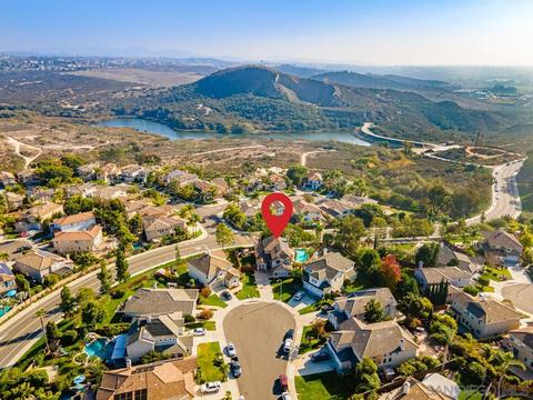 3931 Rill Ct, Carlsbad, CA 92010 photo 2
