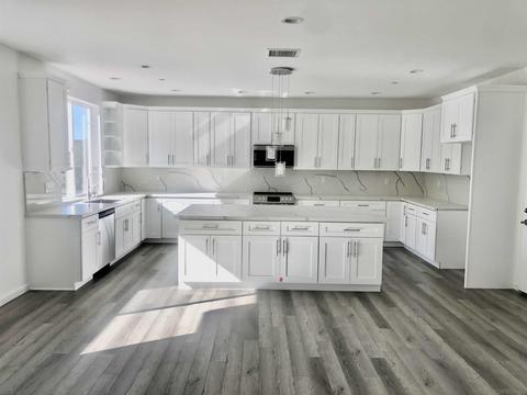 8869 Echo Dr, La Mesa, CA 91941 photo 4