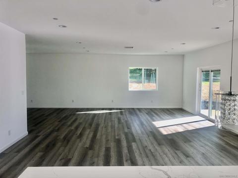 8869 Echo Dr, La Mesa, CA 91941 photo 5