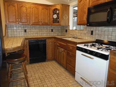 9320 Earl #37, La Mesa, CA 91942 photo 5