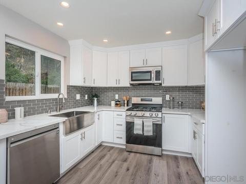 3193 Carr Dr, Oceanside, CA 92056 photo 12