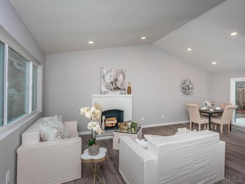 3193 Carr Dr, Oceanside, CA 92056 photo 5