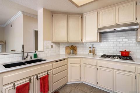 1394 Corte Almeria, Oceanside, CA 92057 photo 11