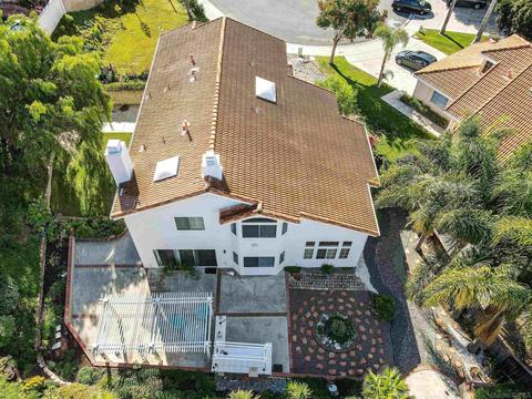 1394 Corte Almeria, Oceanside, CA 92057 photo 4