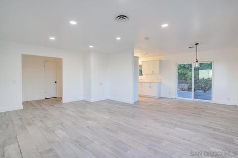 8840 Mariposa St, La Mesa, CA 91941 photo 4