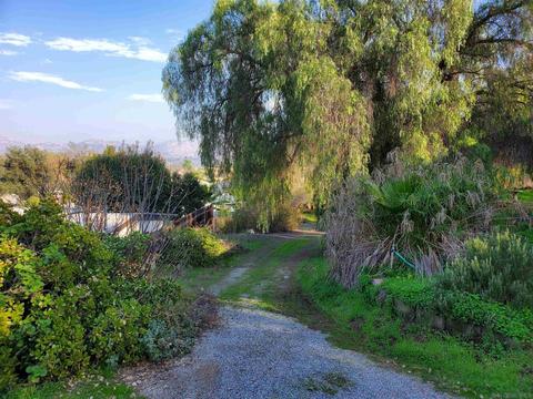 1359-61 Windmill Rd, El Cajon, CA 92019 photo 22