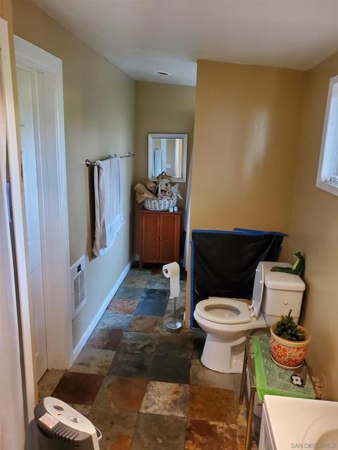1359-61 Windmill Rd, El Cajon, CA 92019 photo 4