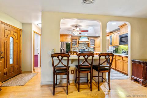 546 Macon St, El Cajon, CA 92019 photo 8