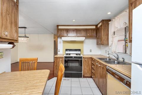 137 San Luis Dr, Perris, CA 92571 photo 16