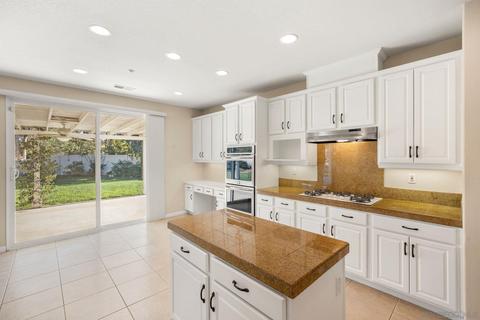 446 Crestcourt Ln, Fallbrook, CA 92028 photo 41
