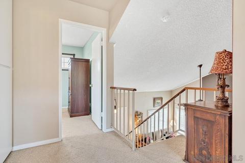 10121 Paseo Palmas Dr, Lakeside, CA 92040 photo 18
