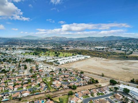 10121 Paseo Palmas Dr, Lakeside, CA 92040 photo 44