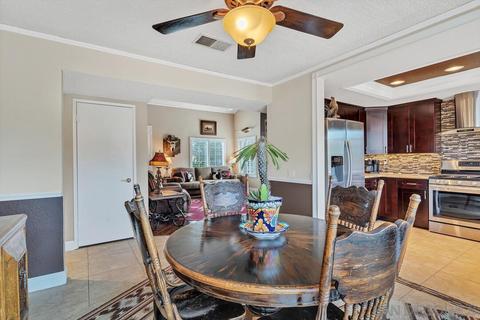 10121 Paseo Palmas Dr, Lakeside, CA 92040 photo 9