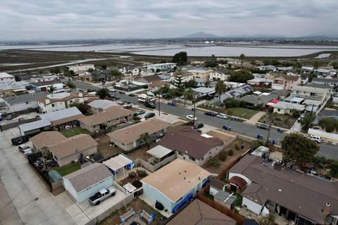 450-54 Delaware St, Imperial Beach, CA 91932 photo 2