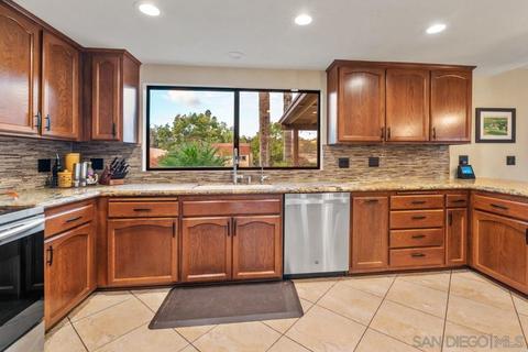 11584 Bridle Path Ln, Lakeside, CA 92040 photo 8